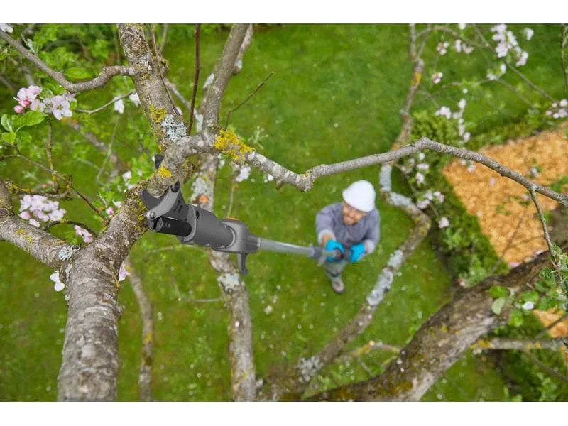 GARDENA Akku-Teleskop-Baumschere HighCut 360/18 V P4A solo