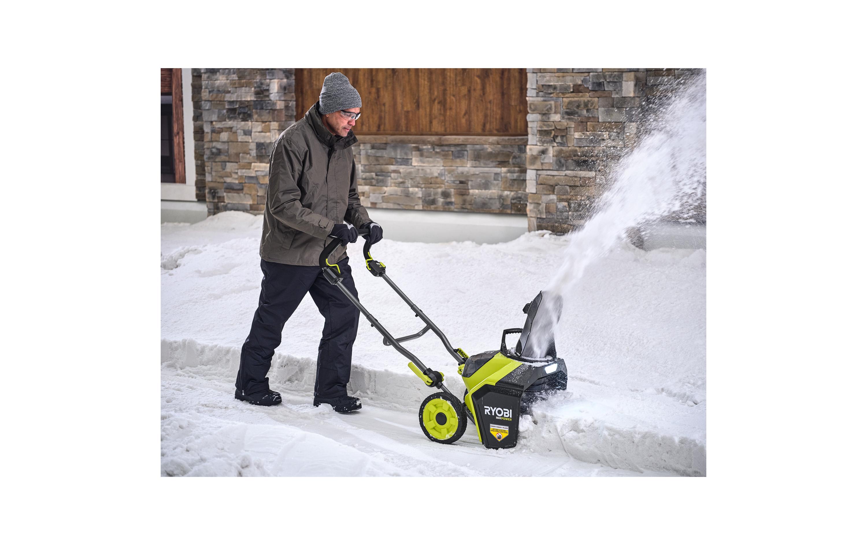 RYOBI Akku-Schneefräse RY36STX45A-140