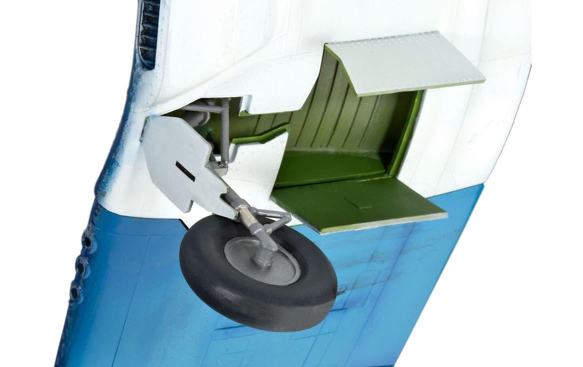 Revell Bausatz Vought F4U-1A Corsair 1:32