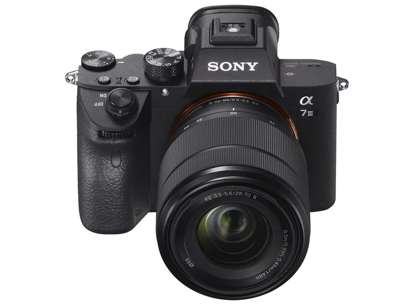 Sony Fotokamera Alpha 7 III Kit 28-70