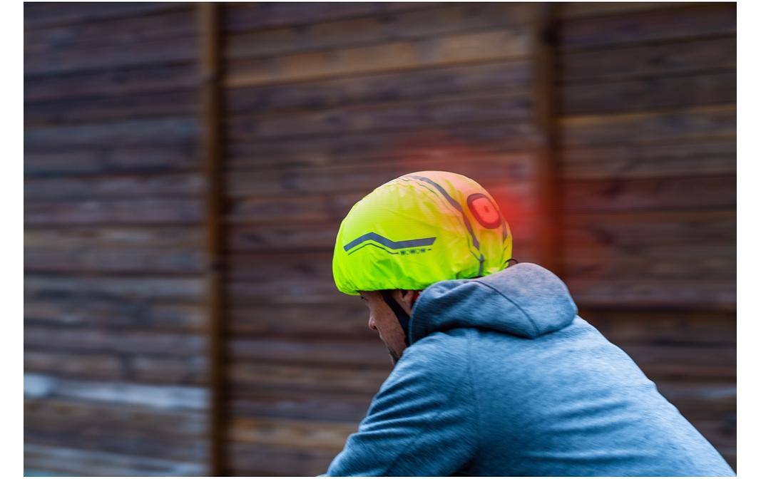 wowow Reflektor Helmet Cover Corsa LED