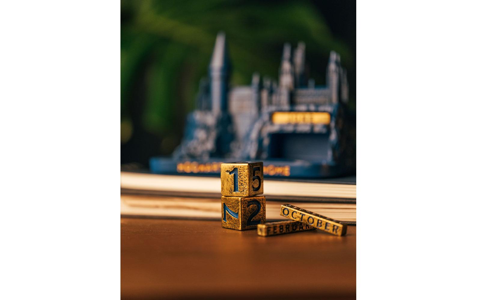 Grupo Erik 3D Ewiger Kalender Hogwarts Blau