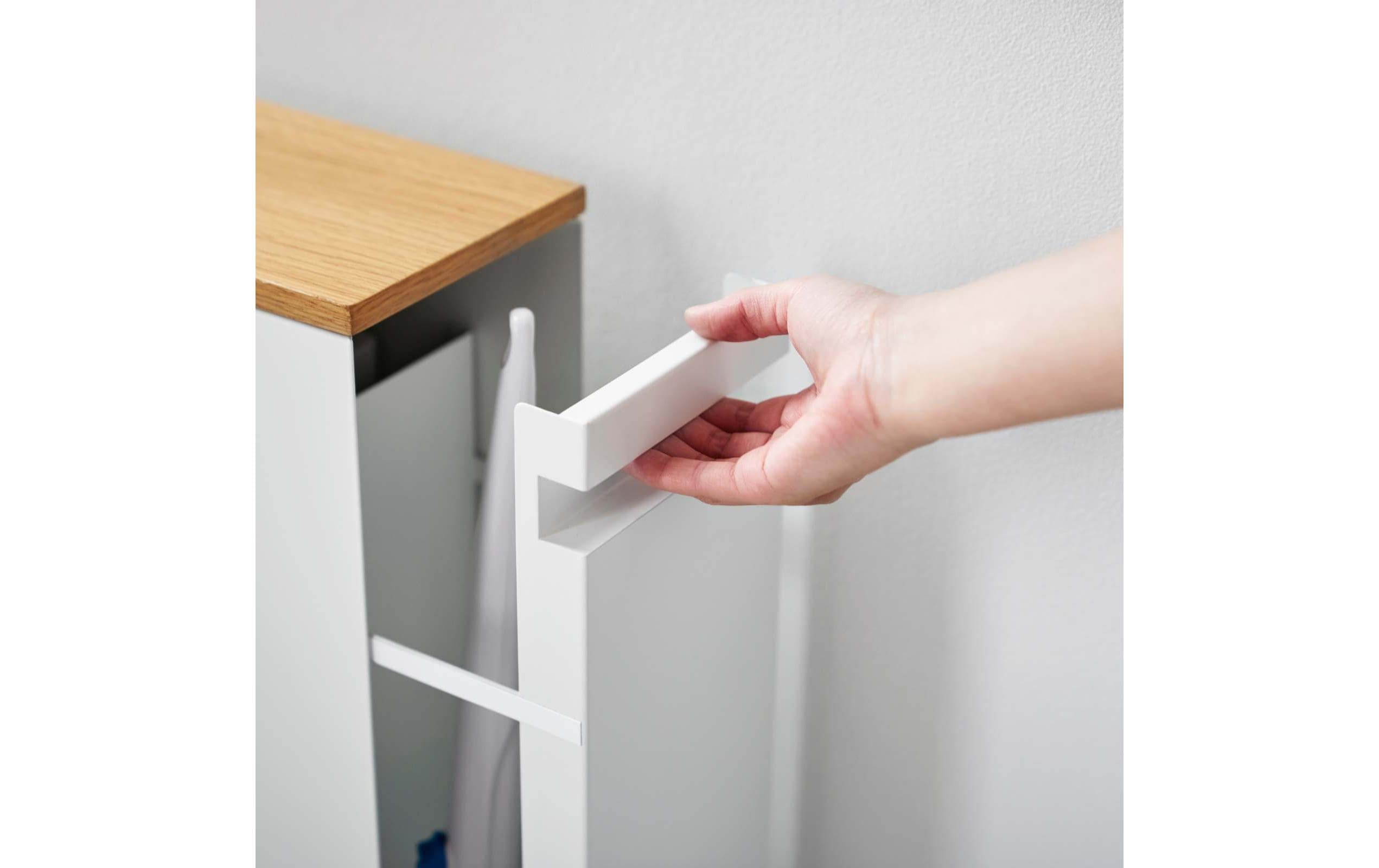 Yamazaki Badezimmerregal Tower 56 x 55 cm, Weiss