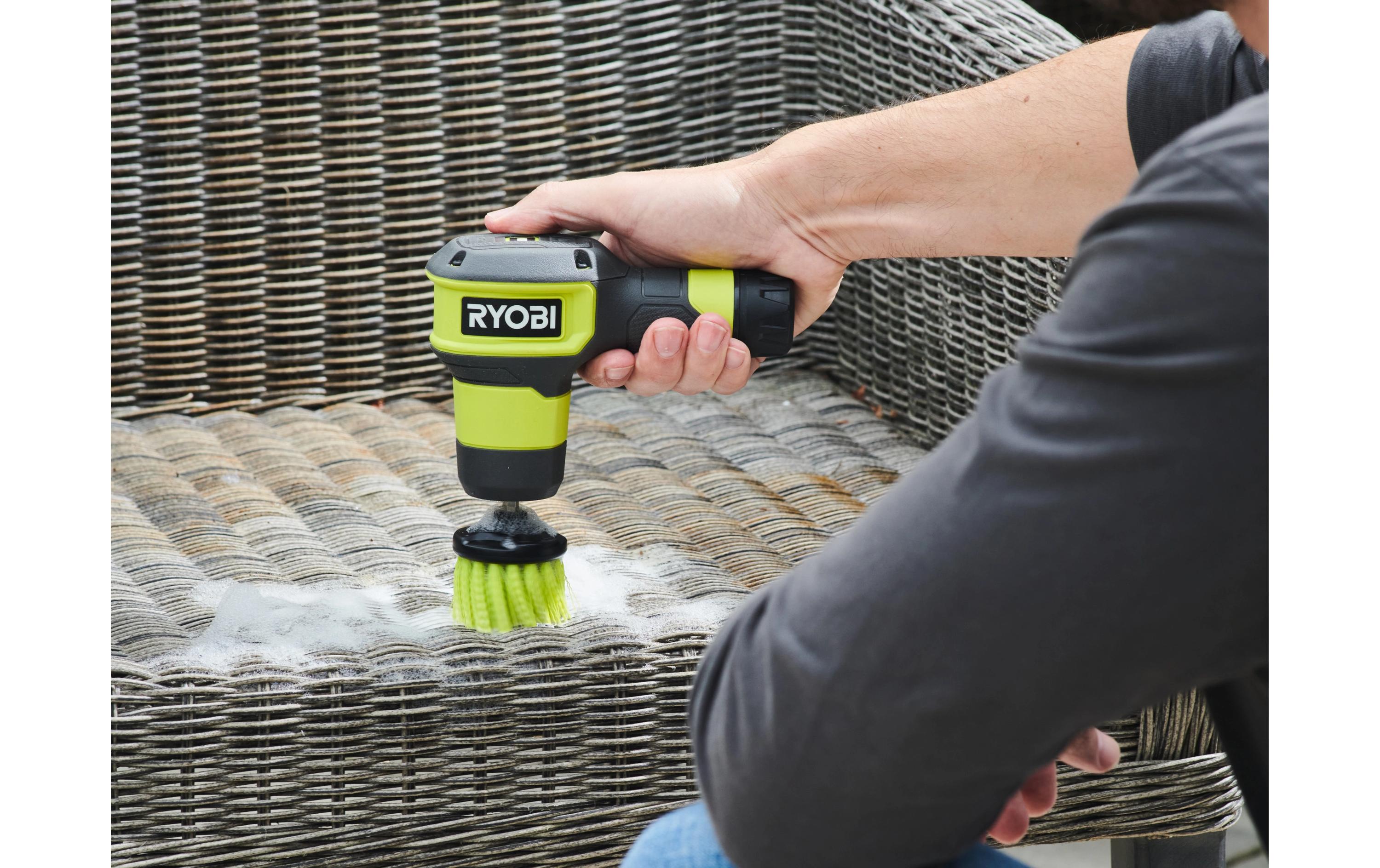 RYOBI Akku-Oberflächenbürste RSCR4