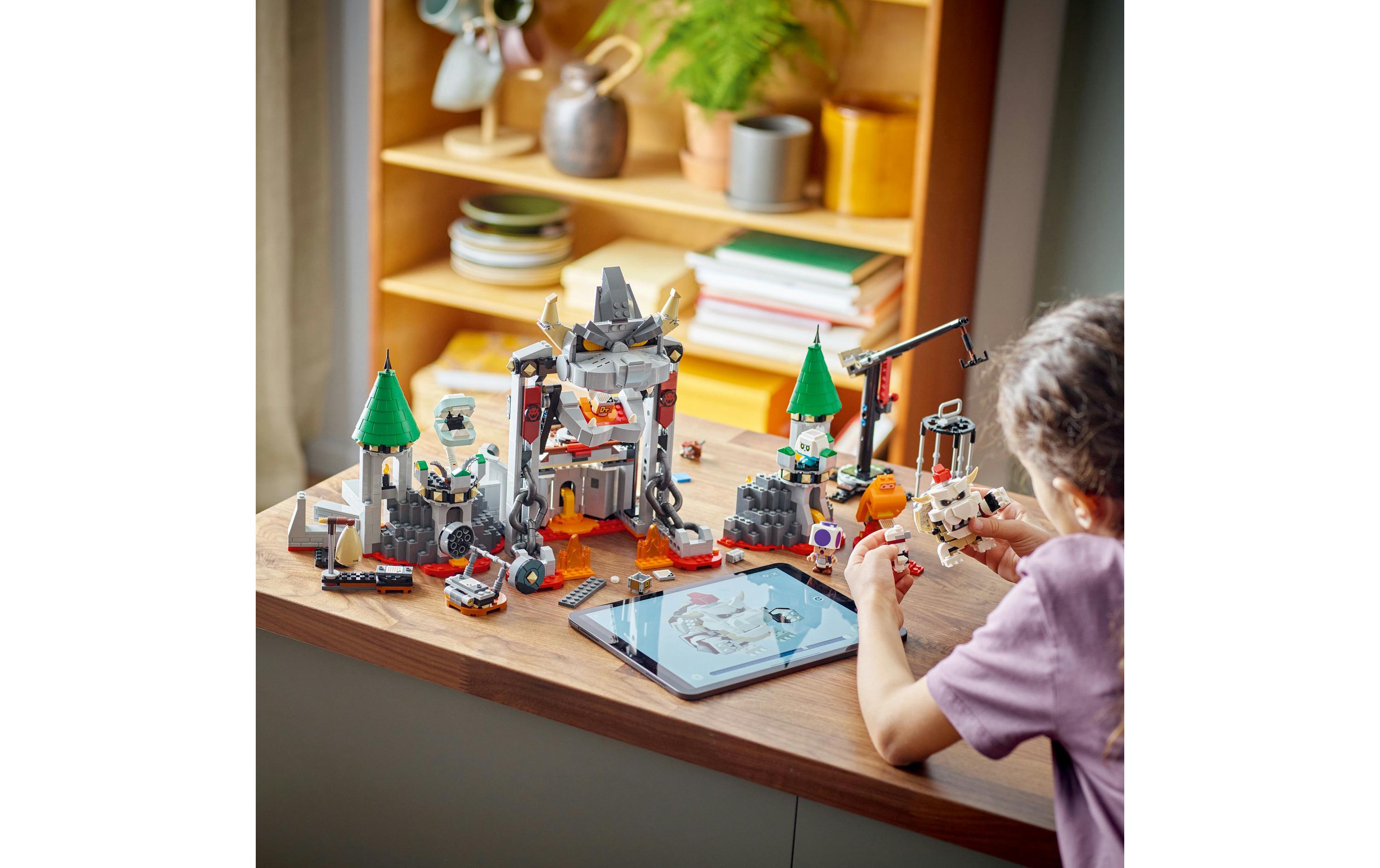 LEGO® Super Mario Knochen-Bowsers Schlacht – Erweiterungsset 71423
