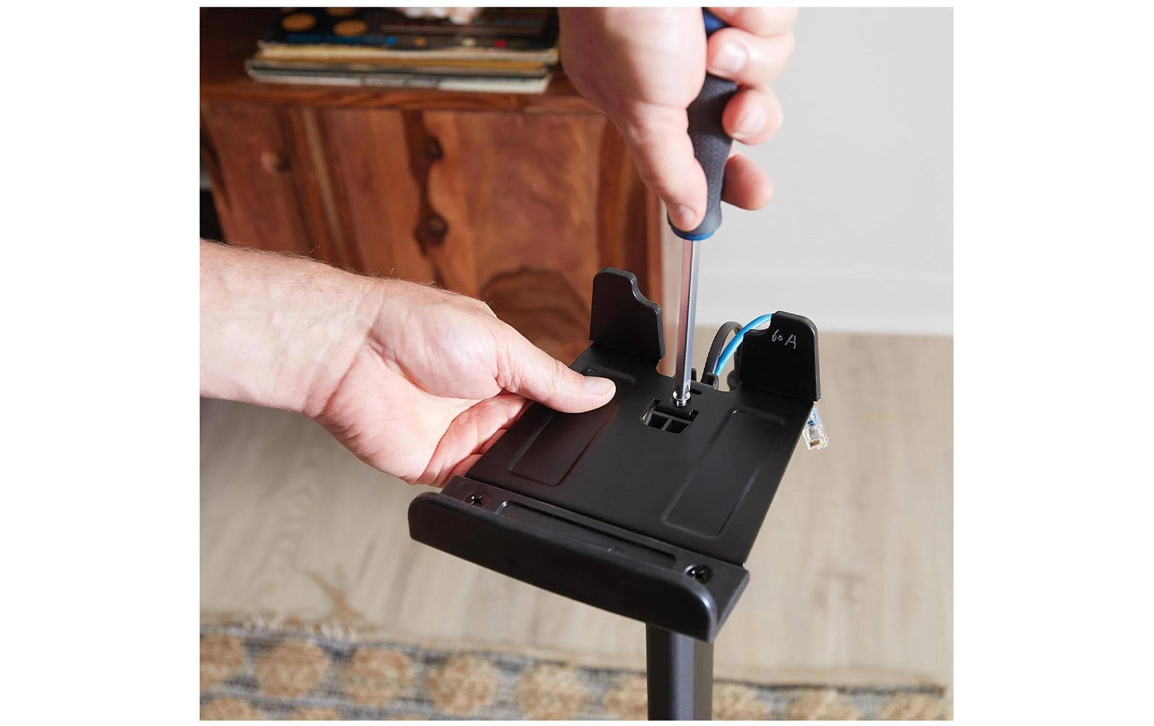 SANUS Lautsprecherständer für Sonos Five und Play:5 Schwarz