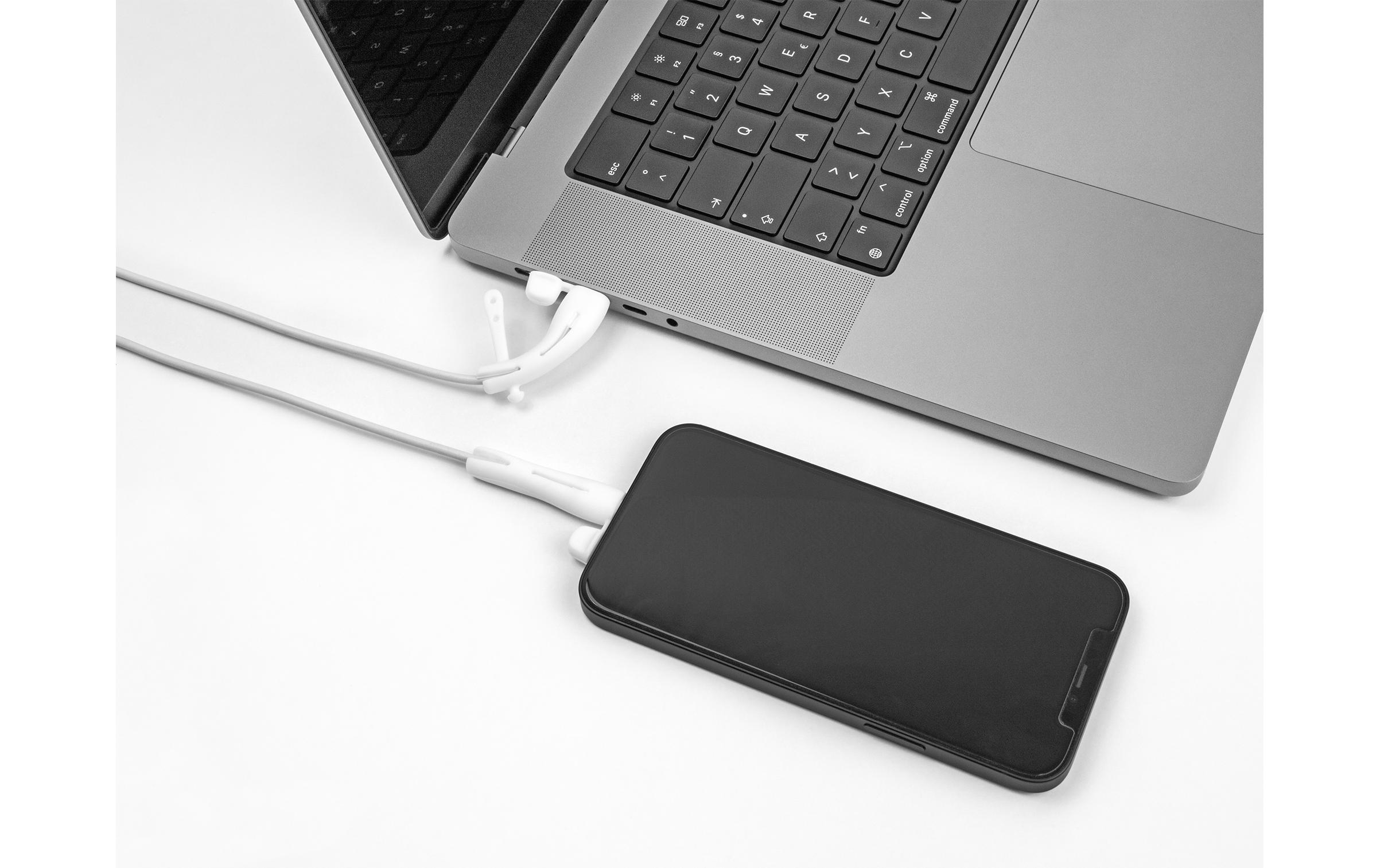 Delock Staubschutz für USB-C Stecker und Apple Lightning Stecker
