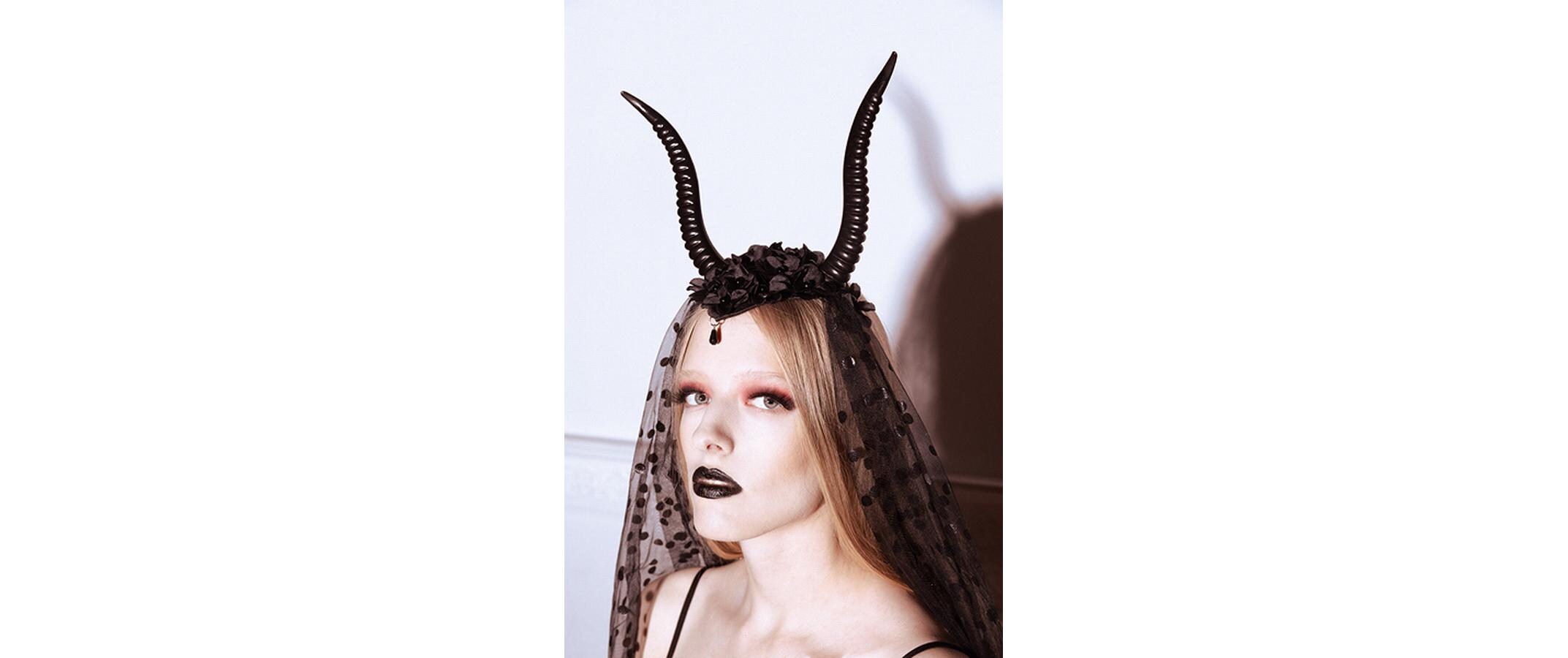 Partydeco Haarreif Teufelshorn 30 x 76 cm