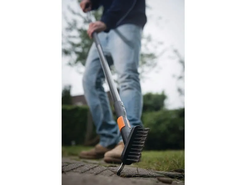 Fiskars QuikFit Fugenbürste 18.5 x 15.2 x 3.7 cm Fiskars QuikFit Fugenbürste 18.5 x 15.2 x 3.7 cm