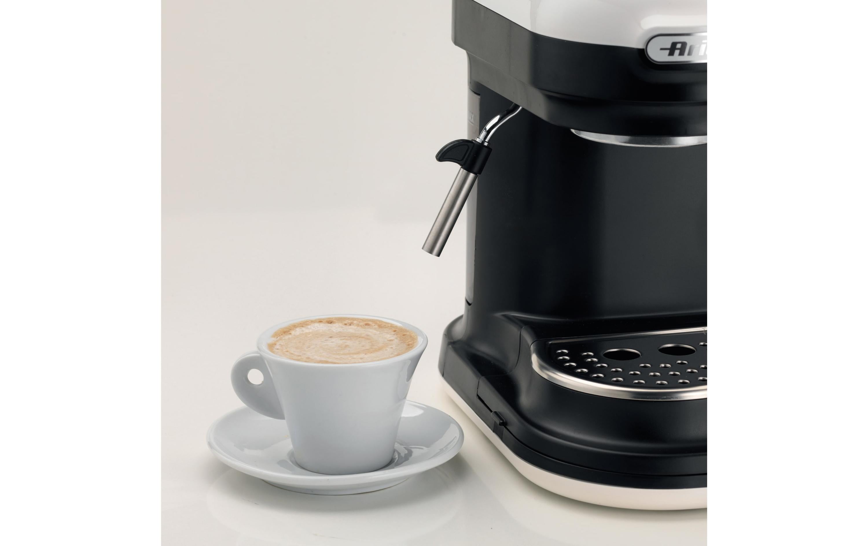 Ariete Portionskaffeemaschine MODERNA Schwarz/Weiss