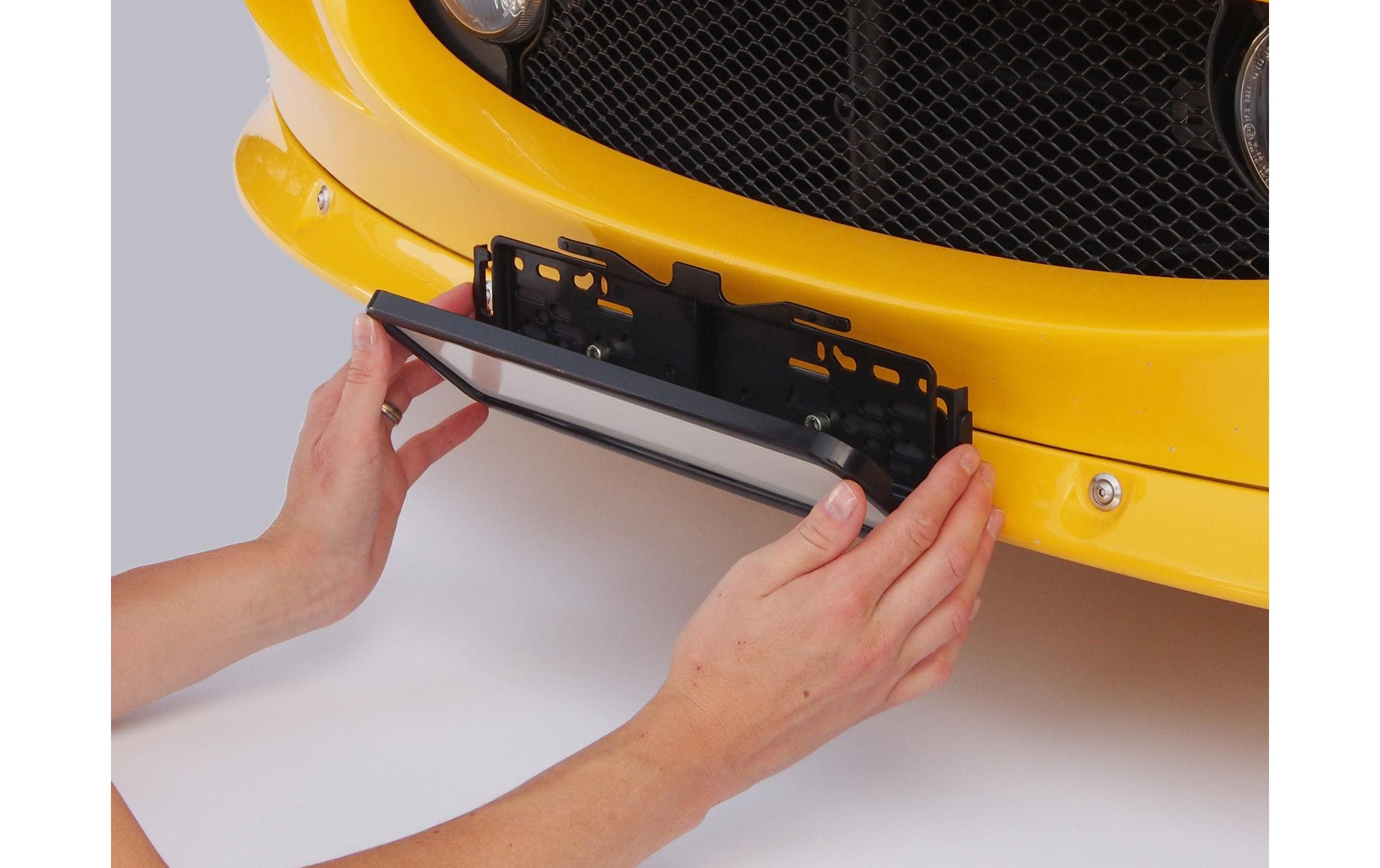 EASYKLICK Kennzeichenhalterset hoch, Schwarz