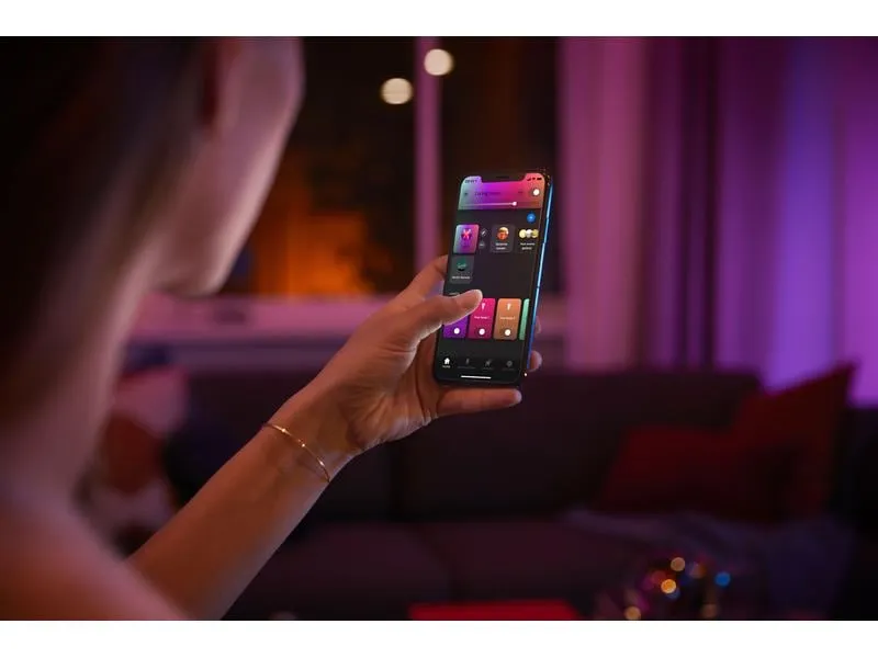 Philips Hue Perifo Basis-Set 3er Pendelleuchte Schwarz