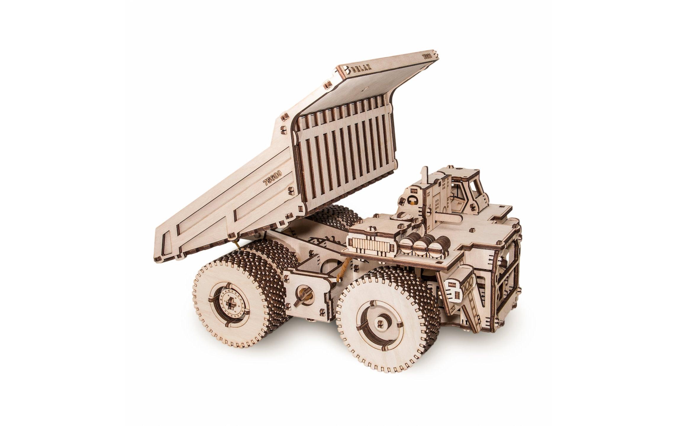 Eco-Wood-Art Bausatz Muldenkipper BELAZ 75600