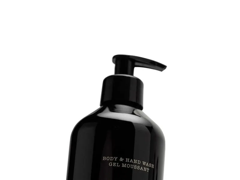 Cerería Mollá Bulgarian Rose & Oud 500 ml Cerería Mollá Bulgarian Rose & Oud 500 ml