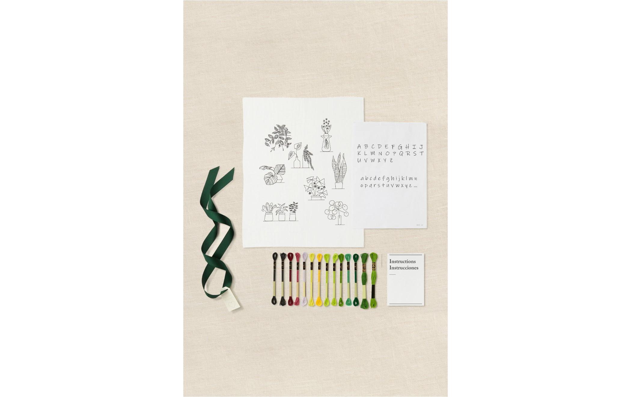 DMC Stickset Gift of Stich Zimmerpflanzen, 25 x 29 cm DMC Stickset Gift of Stich Zimmerpflanzen, 25 x 29 cm