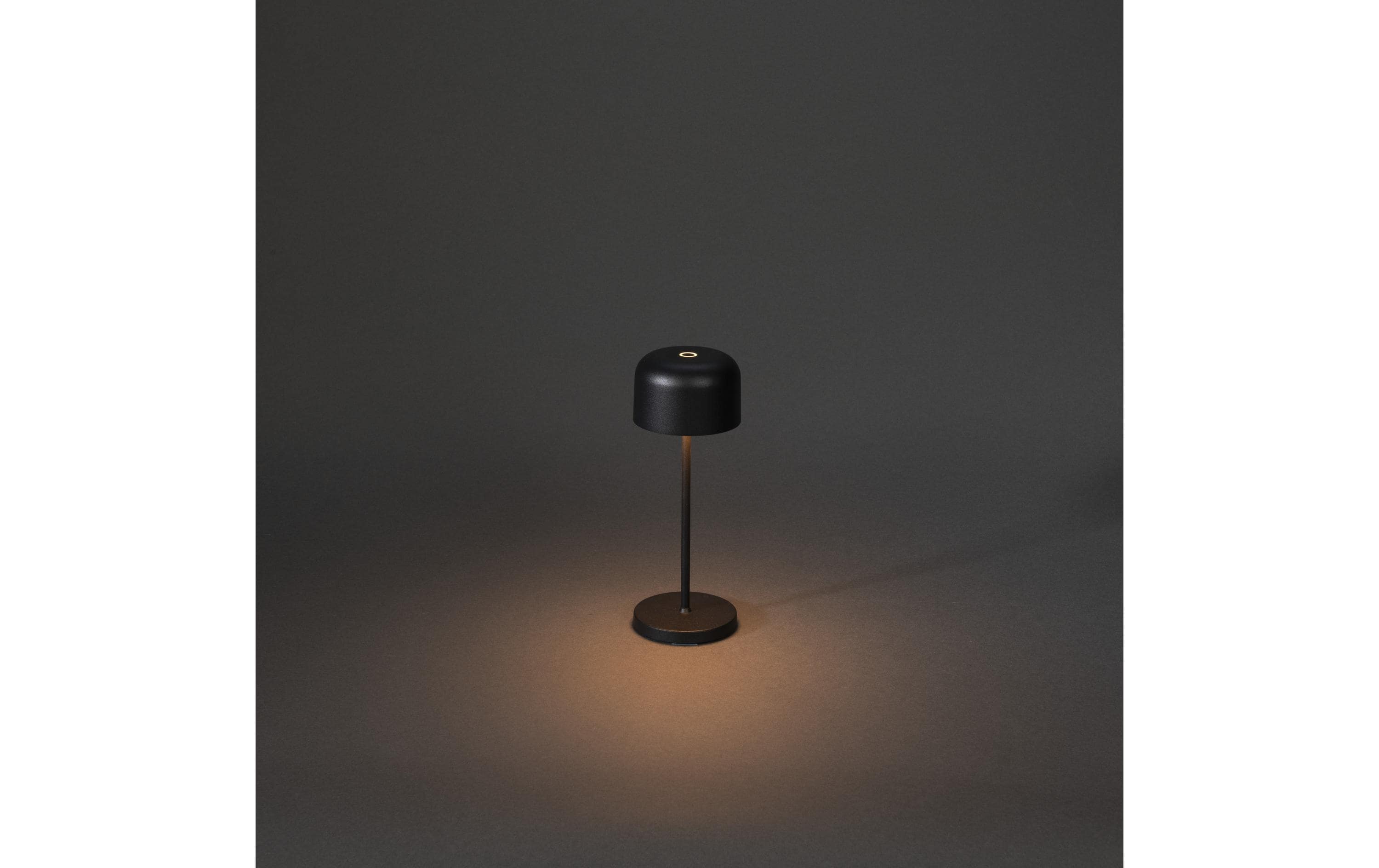Konstsmide Tischleuchte Lille Mini USB, 2200 / 2700 K, 2.2 W, Schwarz Konstsmide Tischleuchte Lille Mini USB, 2200 / 2700 K, 2.2 W, Schwarz