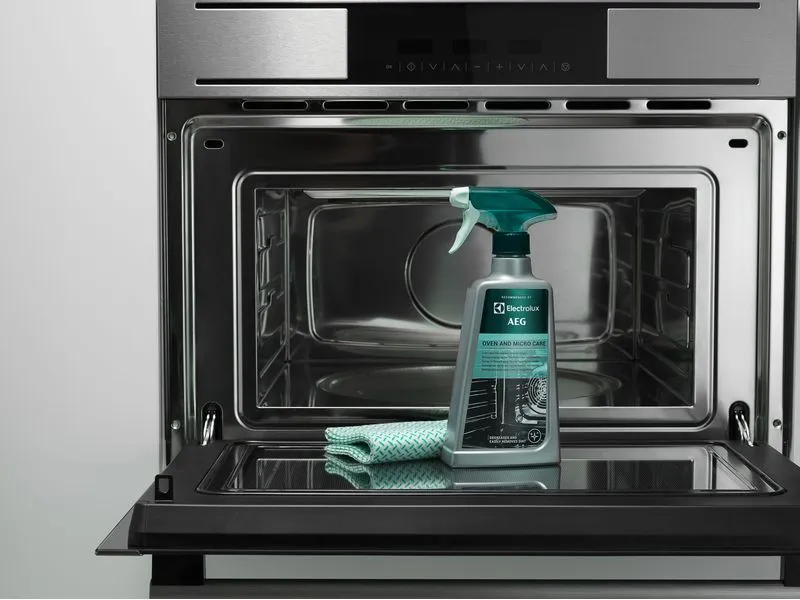 Electrolux Oven and Micro Care – Reinigungsspray 500 ml Electrolux Oven and Micro Care – Reinigungsspray 500 ml