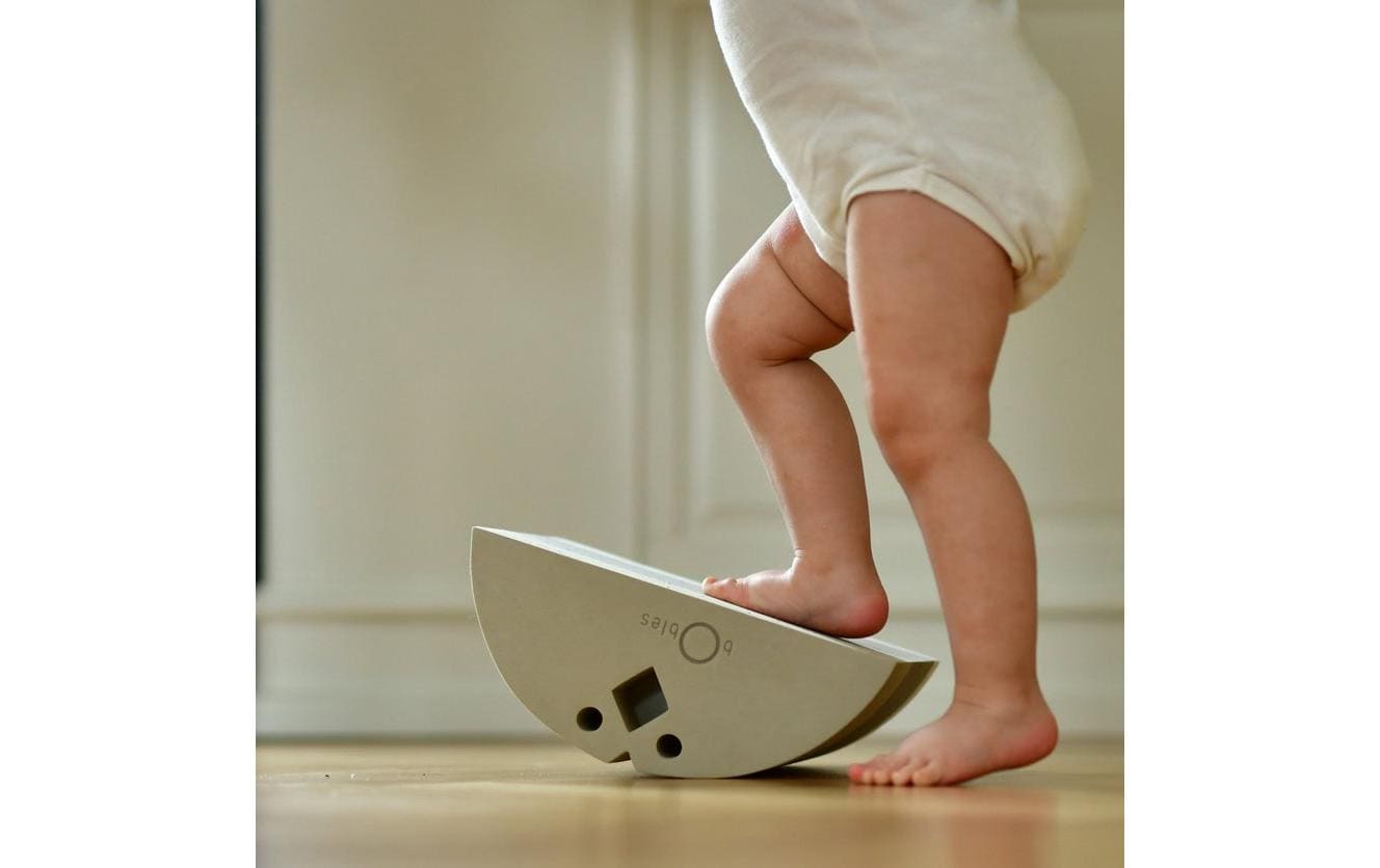 bObles Beschäftigungsspielzeug Küken Sand grey