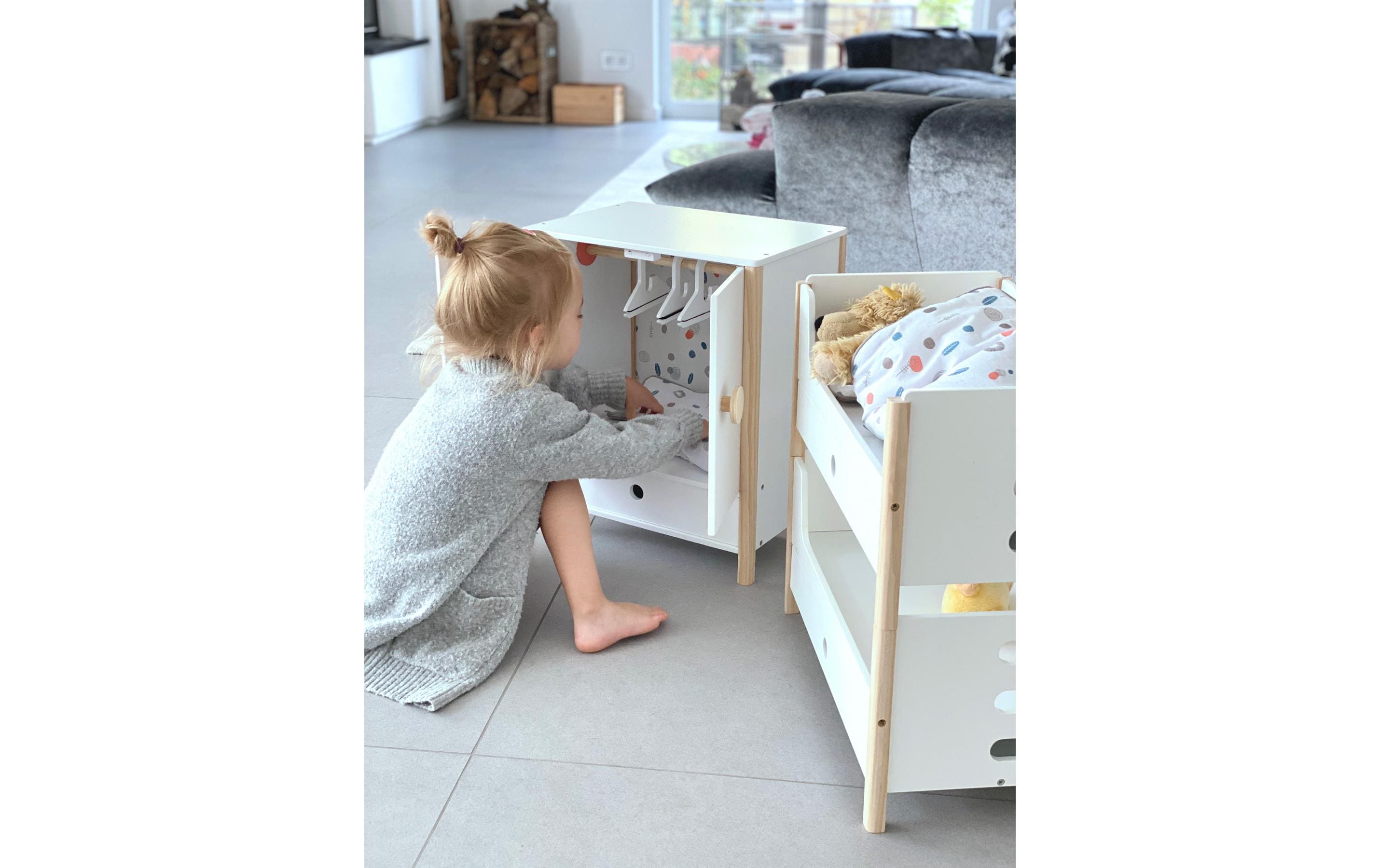 small foot Puppenschrank «Little Button» small foot Puppenschrank «Little Button»