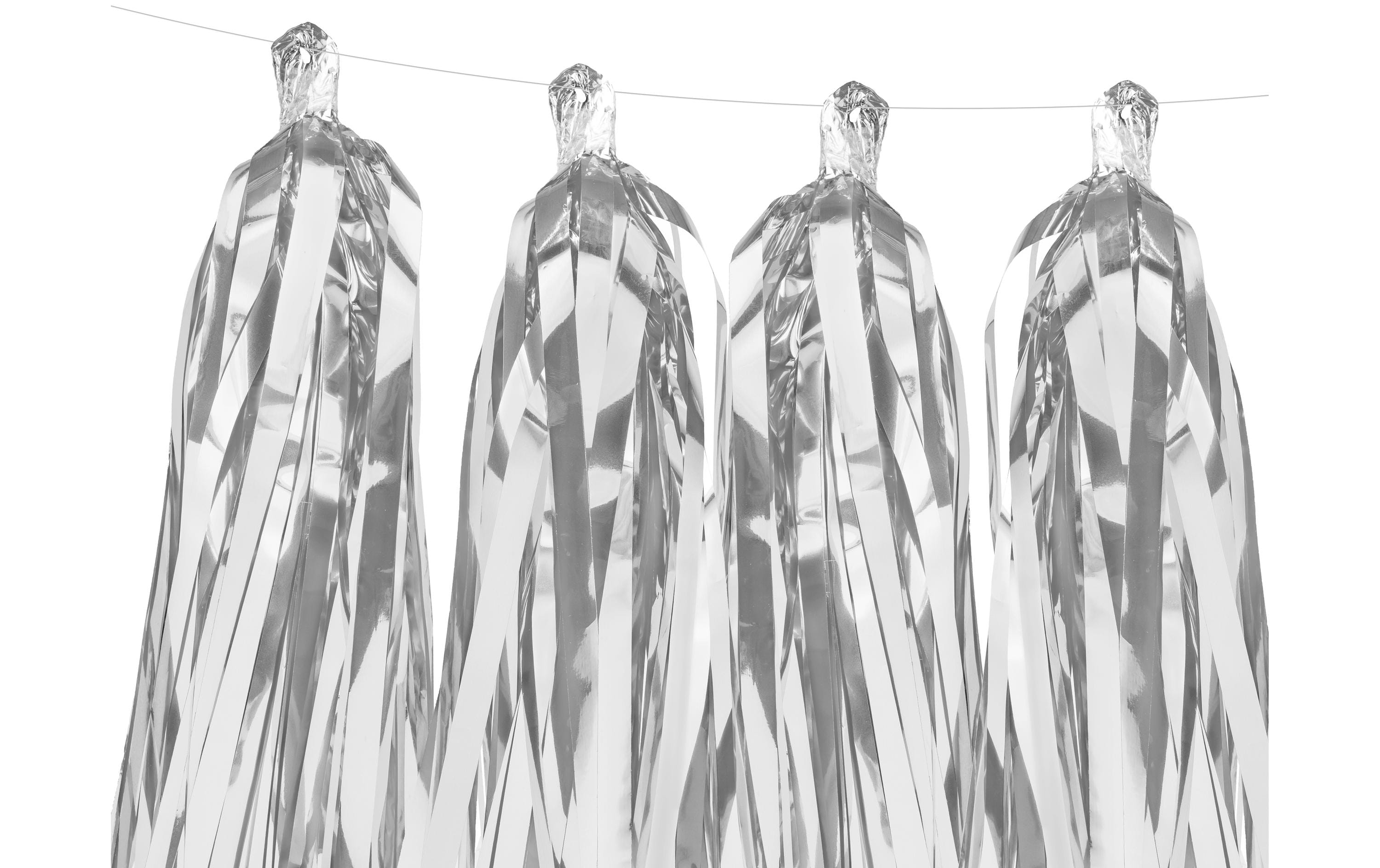 Partydeco Girlande Quasten 1.5 m, Silber, 12 Pompons