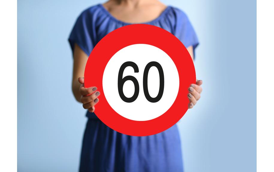 Trendcompany Verkehrsschild zum 60. Geburtstag 45 cm