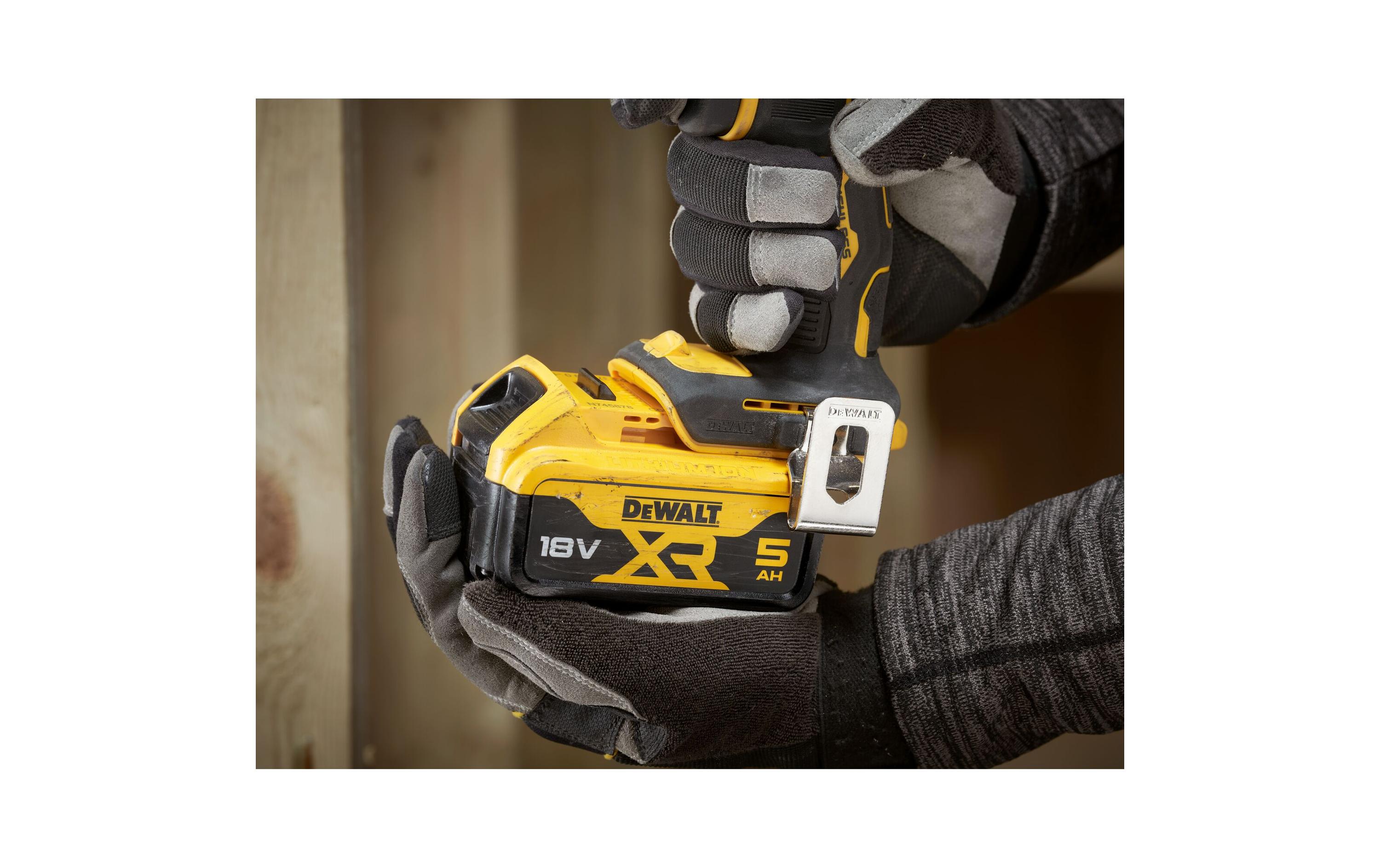 DEWALT Akku-Bohrschrauber 18 V DCD799NT-XJ Ohne Akku