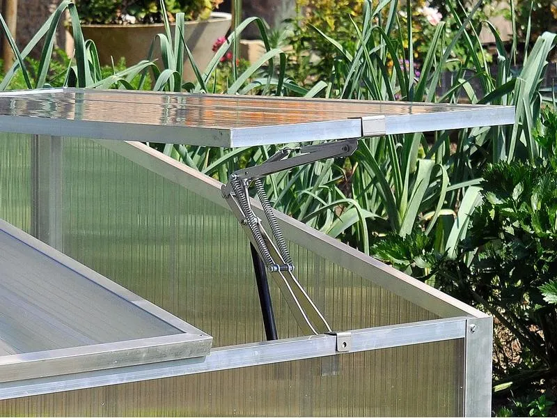 Colibri Frühbeetkasten Universal-Lüfter, automatisch Colibri Frühbeetkasten Universal-Lüfter, automatisch