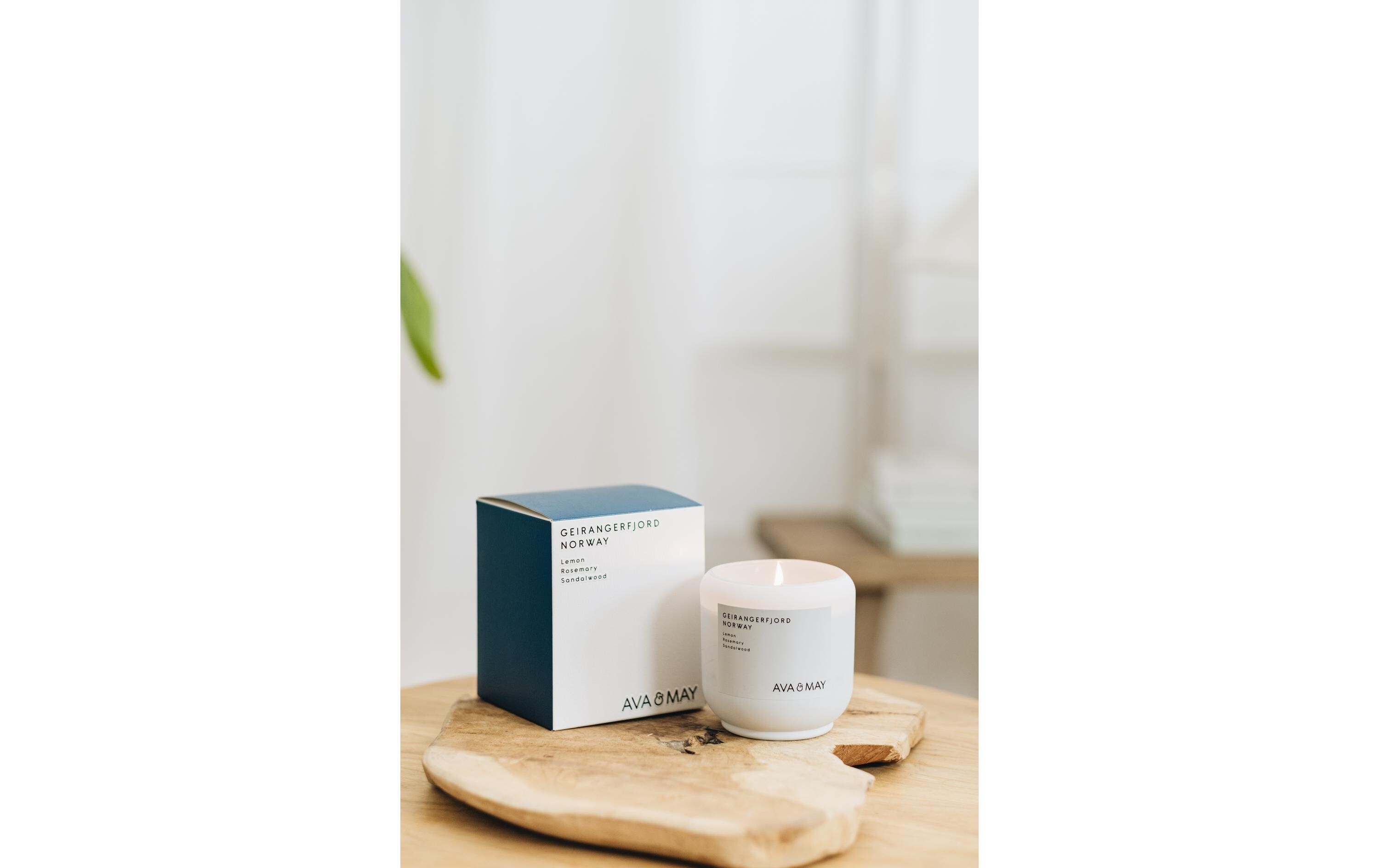 AVA & MAY Geirangerfjord Duftkerze 200 g