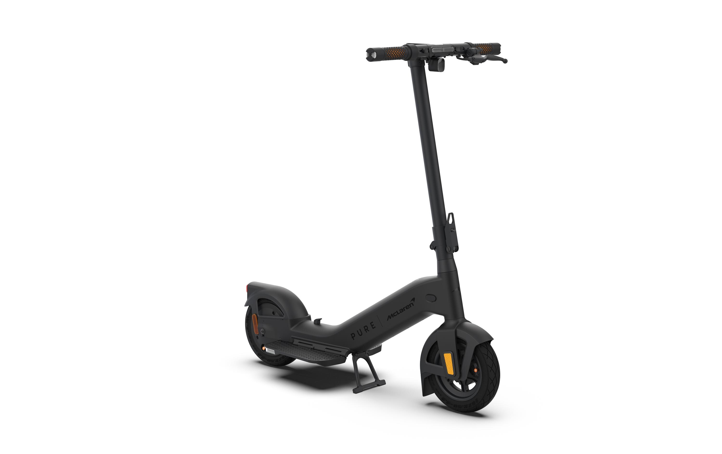 Pure Electric E-Scooter x Mac Laren Schwarz Pure Electric E-Scooter x Mac Laren Schwarz