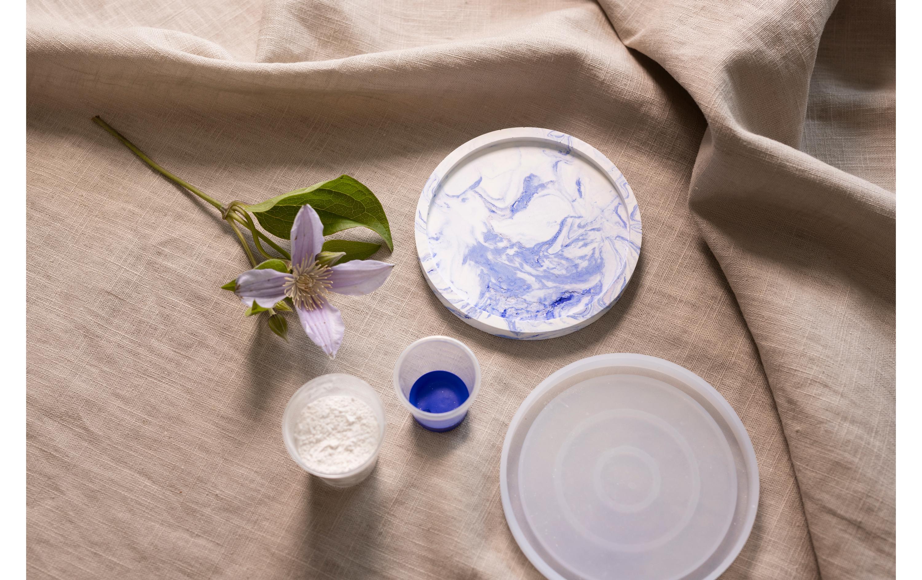 Creativ Company Giessharz Resin Tablett mit Marmorierung Blau/Weiss