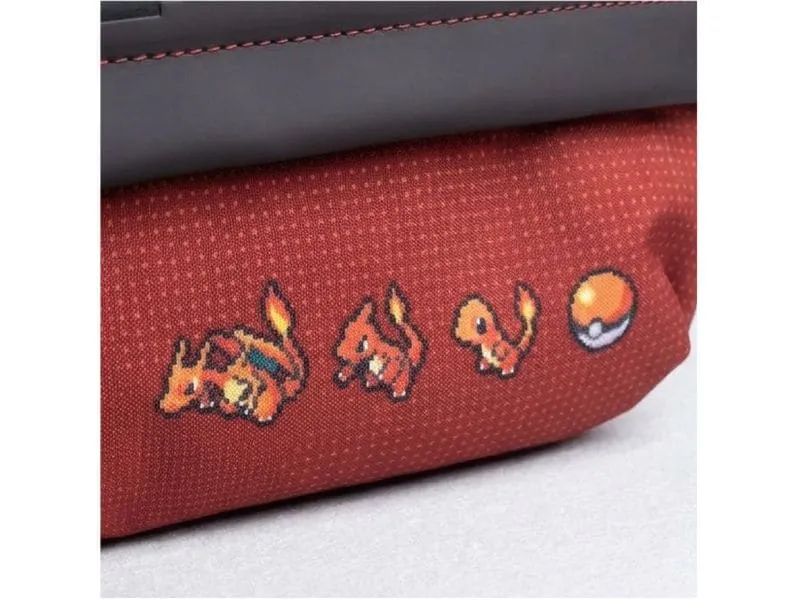 Hori Umhängetasche „Adventure Pack“ – Pixelrot [NSW2/NSW]