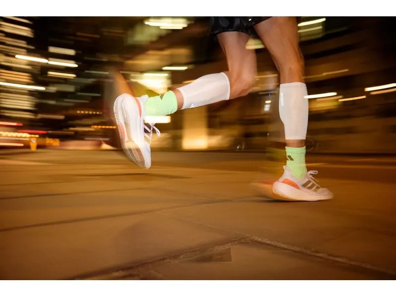 adidas Compression Calf Sleeves Weiss, L-XL adidas Compression Calf Sleeves Weiss, L-XL