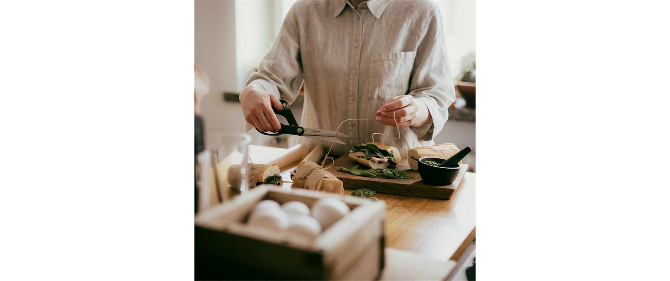 Fiskars Schere FF 25 cm, rostfreier Stahl, Rechtshänder