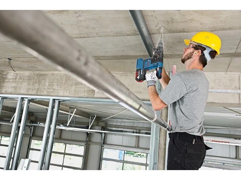 Bosch Professional Bohrhammer GBH 18 V-26F + GDE in L-BOXX