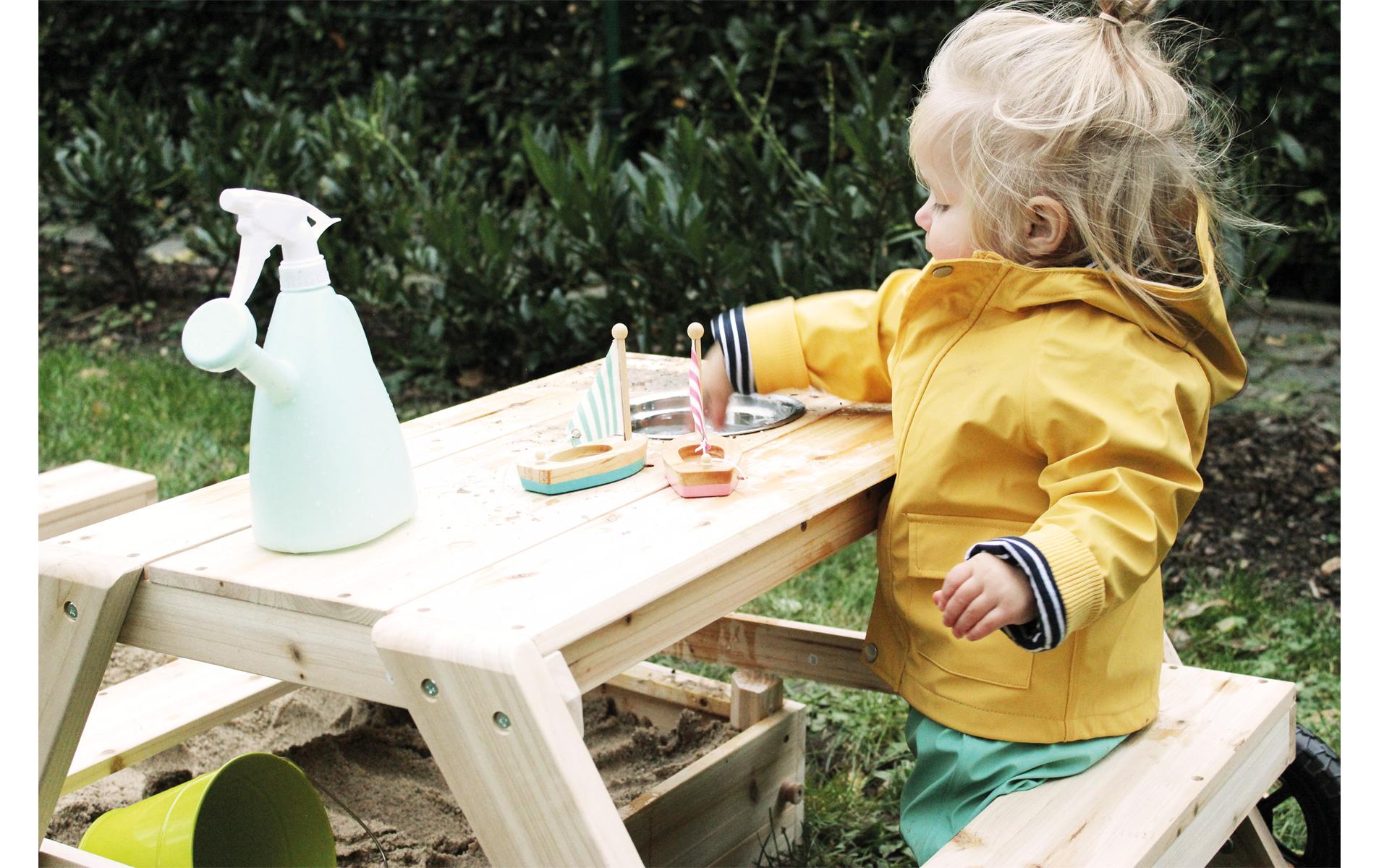 small foot Sandkasten mit Sitzgruppe und Matschtisch