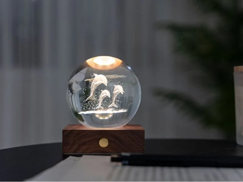 Gingko LED Stimmungslicht Amber Delfin Braun/Transparent Gingko LED Stimmungslicht Amber Delfin Braun/Transparent