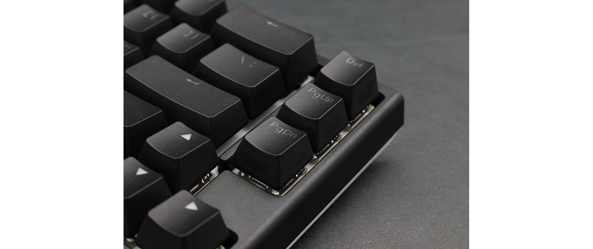 Ducky Gaming-Tastatur ONE 2 SF MX-Brown CH-Layout