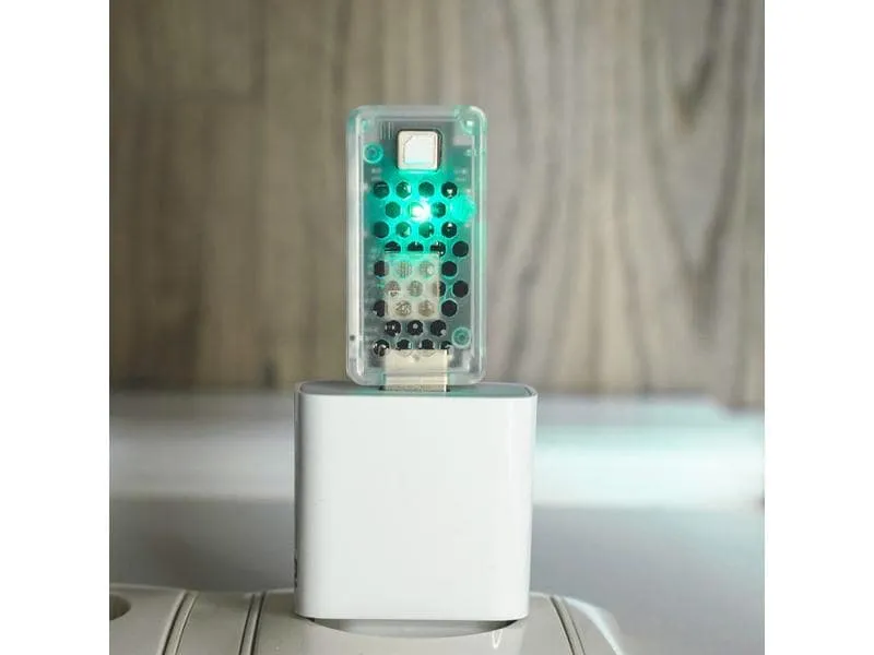 Luxafor CO2 Dongle Luxafor CO2 Dongle