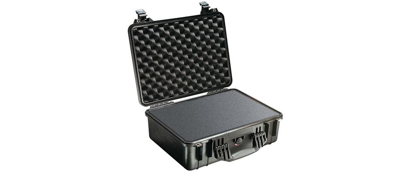 Peli Schutzkoffer 1520 mit Schaumstoffeinlage, Schwarz Peli Schutzkoffer 1520 mit Schaumstoffeinlage, Schwarz