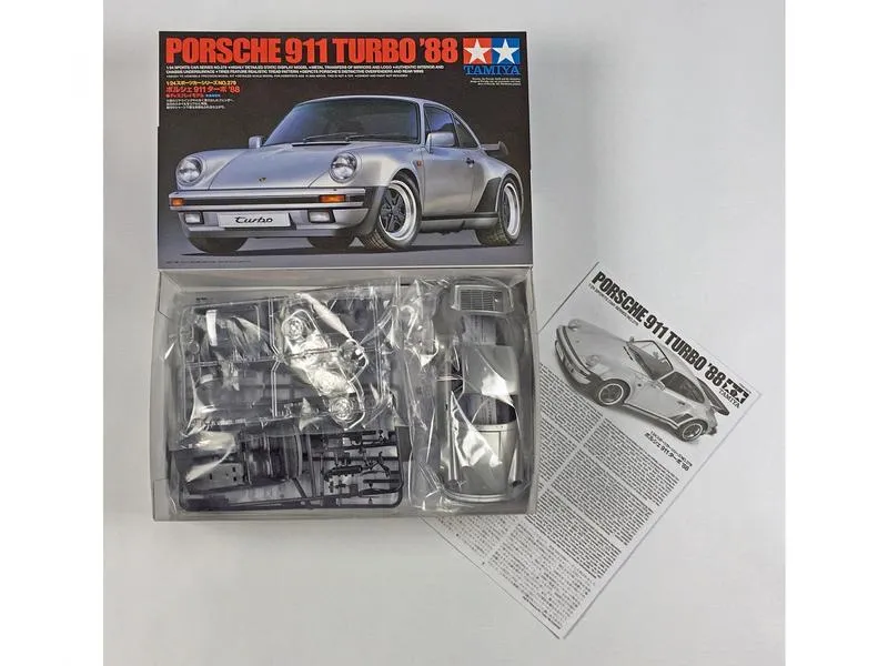 Tamiya Bausatz Porsche 911 Turbo, 1988 1:24
