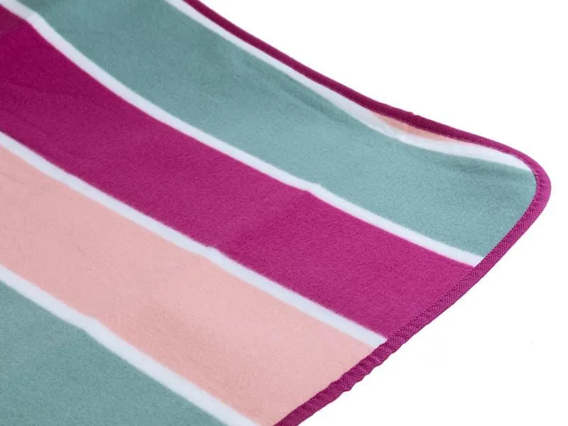 KOOR Picknickdecke Lido-Magenta 135 x 160 cm KOOR Picknickdecke Lido-Magenta 135 x 160 cm