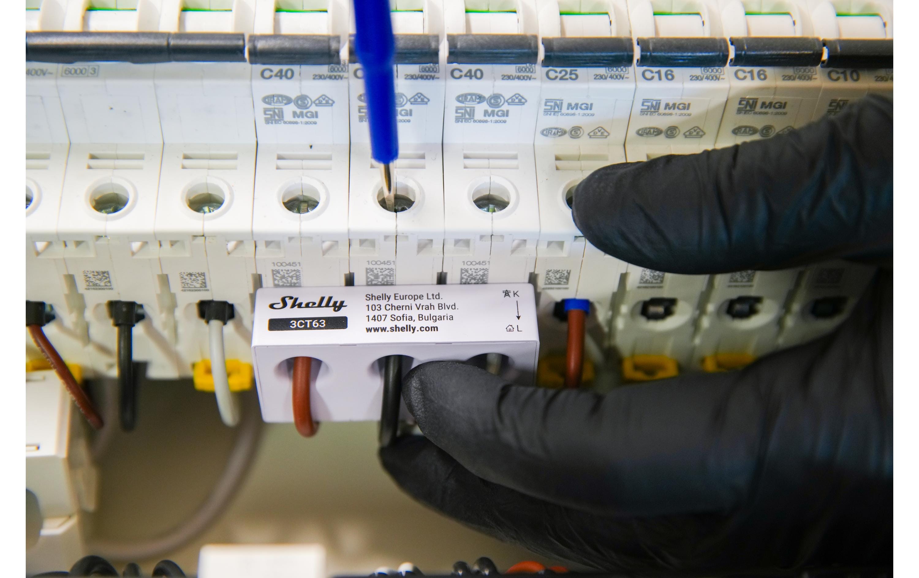 Shelly Energiemessgerät Pro 3EM-3CT63