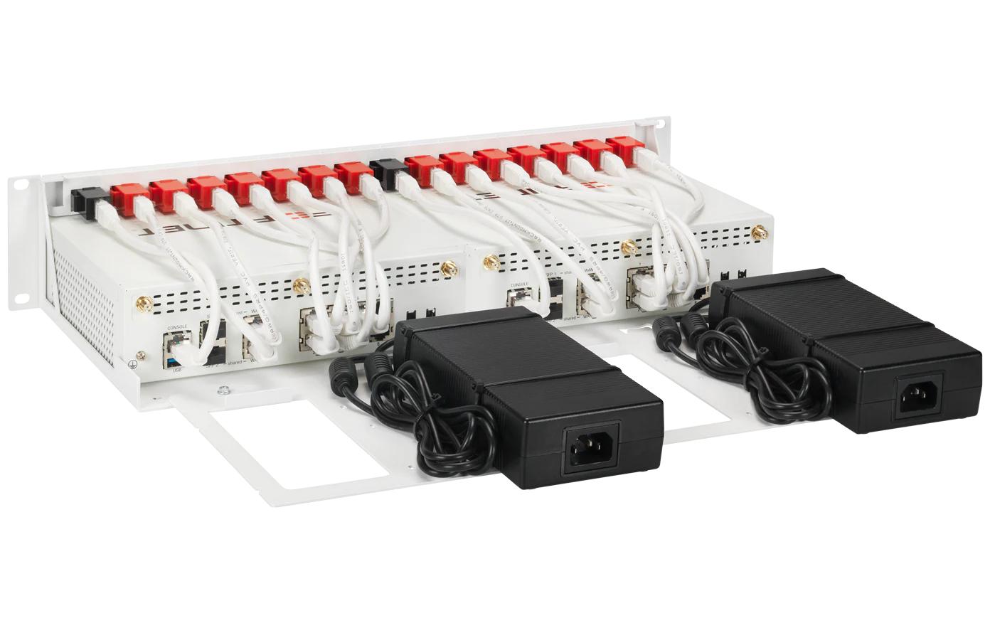 Rackmount IT Rackmount Kit RM-FR-T22 für FortiGate 80F-PoE [DSL & FW] Duo