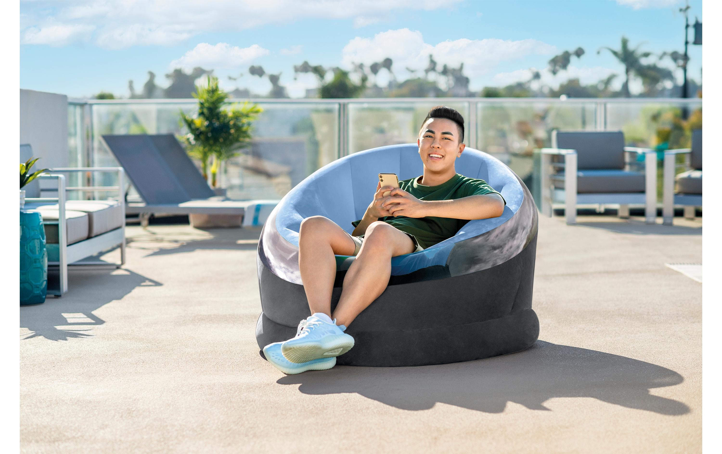 Intex Aufblasbarer Sessel Empire 112 x 109 cm, Blau, Schwarz