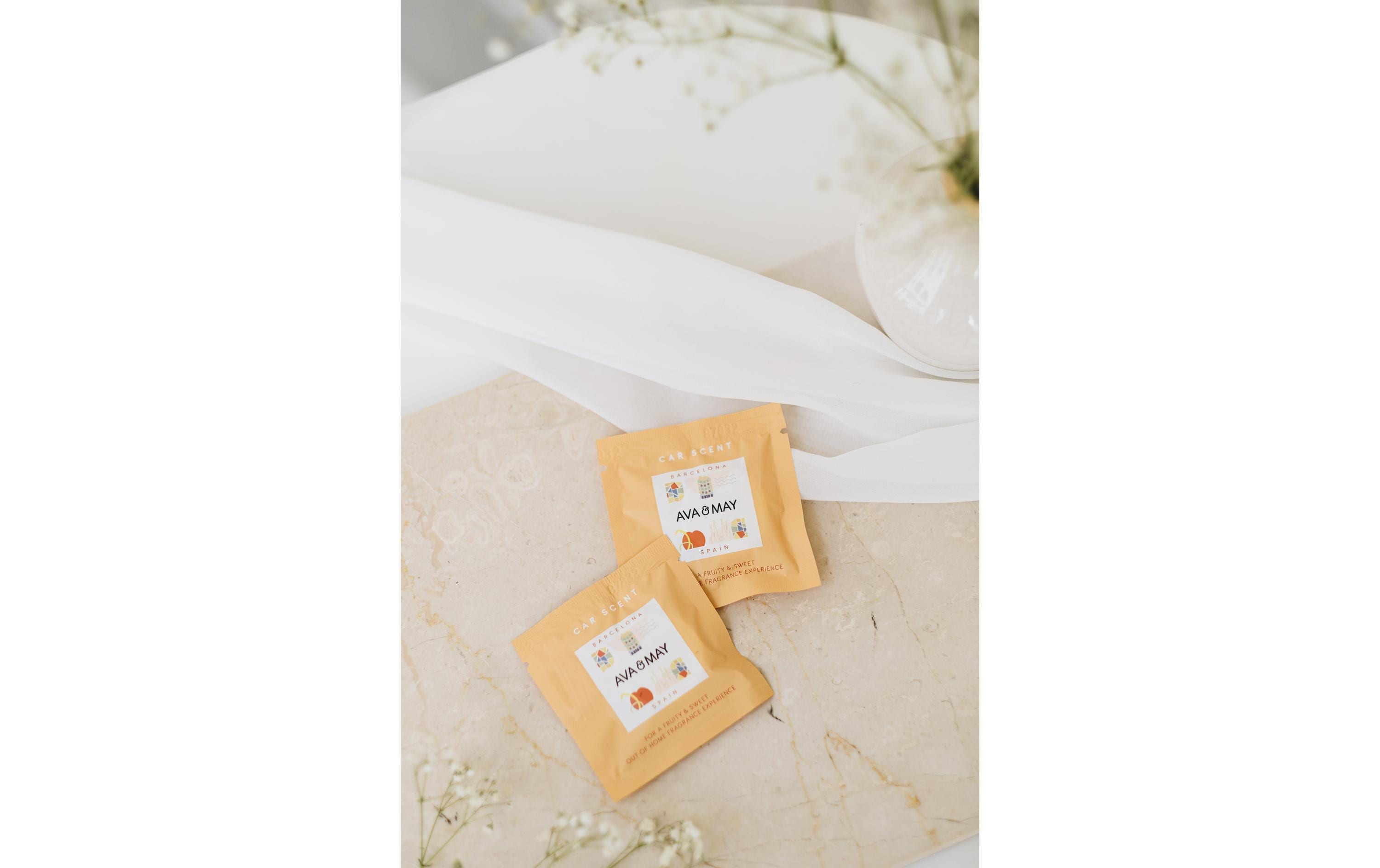 AVA & MAY Barcelona Himbeere, Jasmin & Kandis AVA & MAY Barcelona Himbeere, Jasmin & Kandis