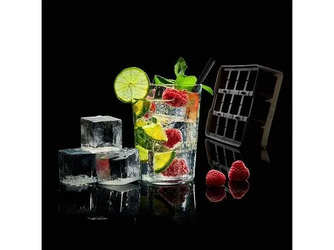 Lurch Eiswürfelform Würfel Schwarz / Transparent, 4 x 4 cm Lurch Eiswürfelform Würfel Schwarz / Transparent, 4 x 4 cm