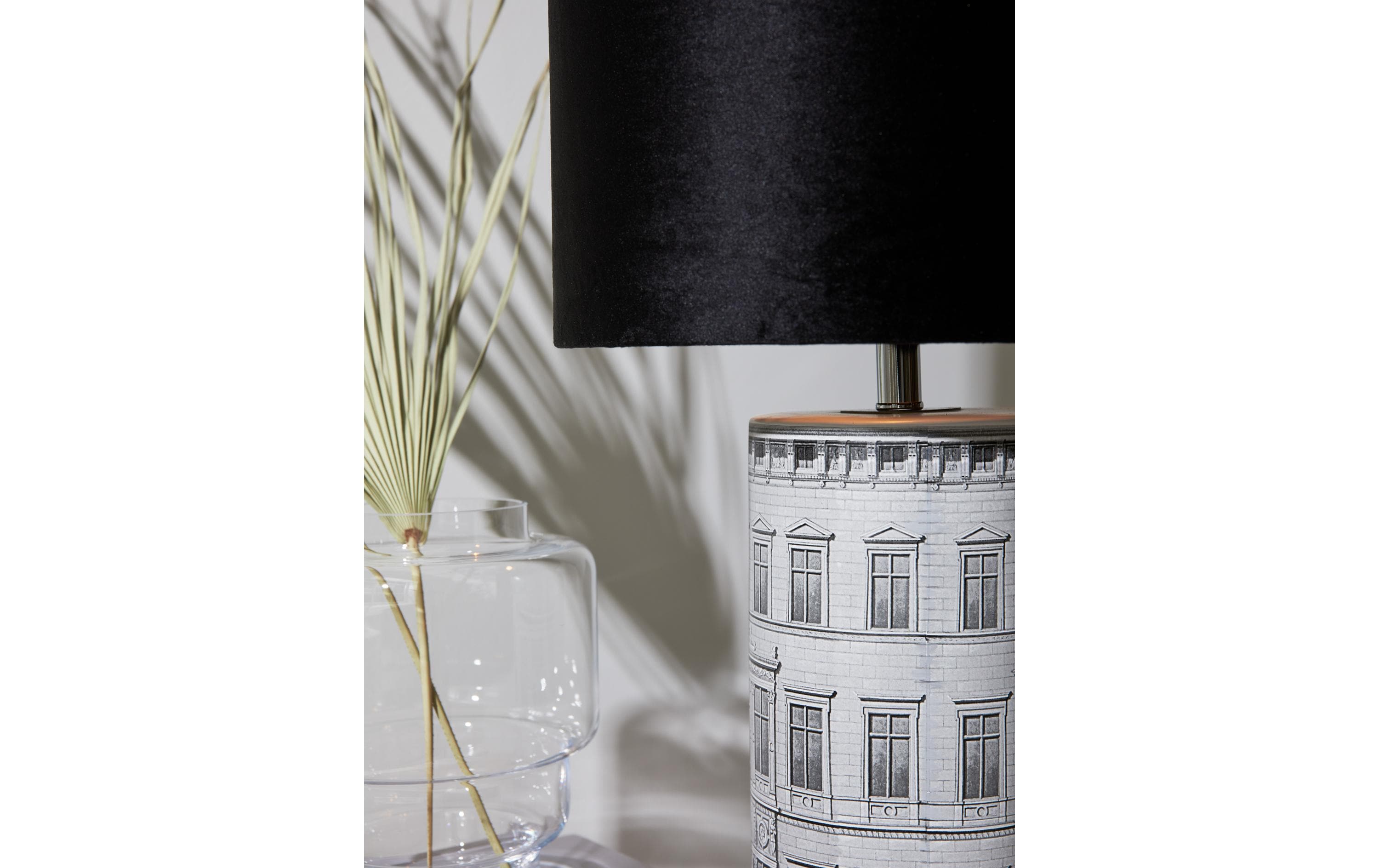 Markslöjd Tischleuchte Ichi 1L, E27, 60W, Grau Markslöjd Tischleuchte Ichi 1L, E27, 60W, Grau