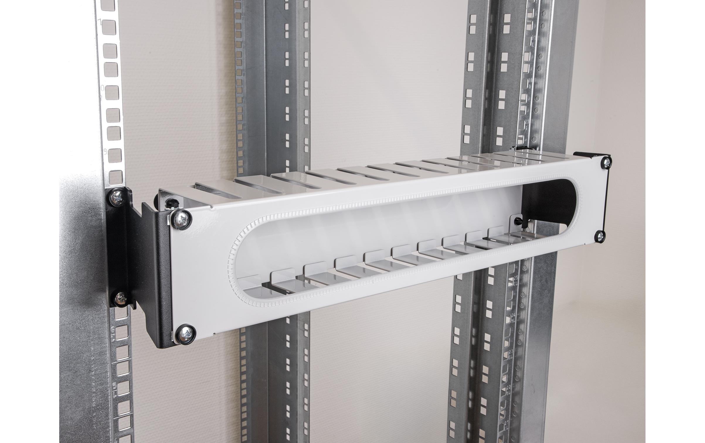 Delock Server Rack Tiefenerweiterung 2HE Schwarz