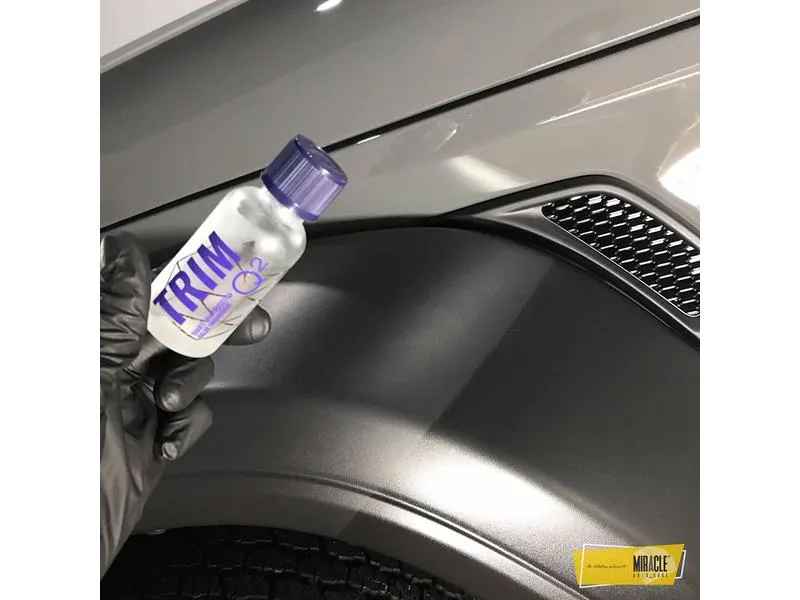 Gyeon Versiegelung Q2 Trim