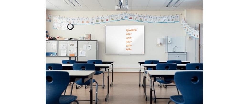 Nobo Whiteboard Premium Plus 55, Weiss